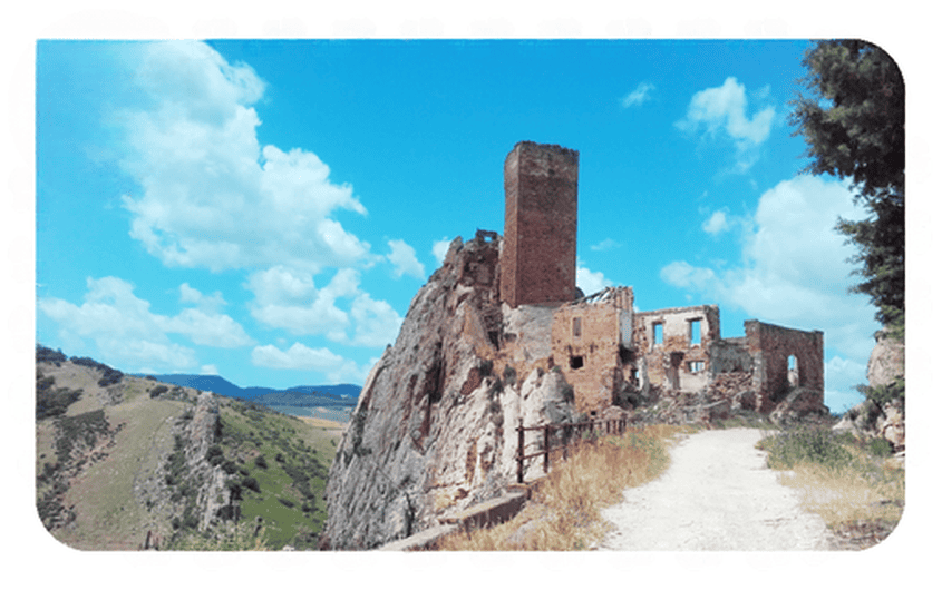 Castello di Pietratagliata - Attrazioni Sicilia